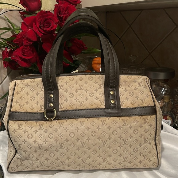 Authentic Louis Vuitton Mini Lin Josephine GM - Picture 3 of 17